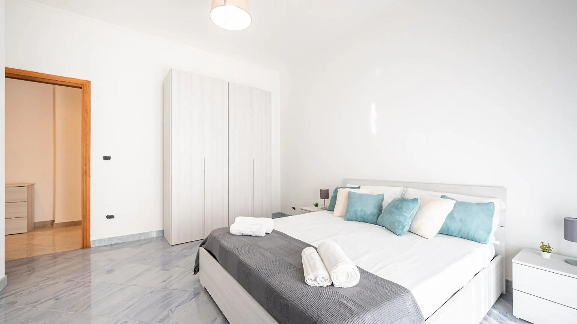 Via Niso Apartment Rome Italy